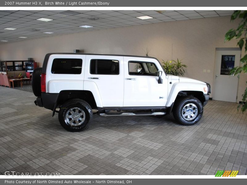 Birch White / Light Cashmere/Ebony 2007 Hummer H3 X