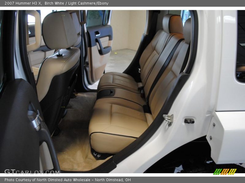 Birch White / Light Cashmere/Ebony 2007 Hummer H3 X