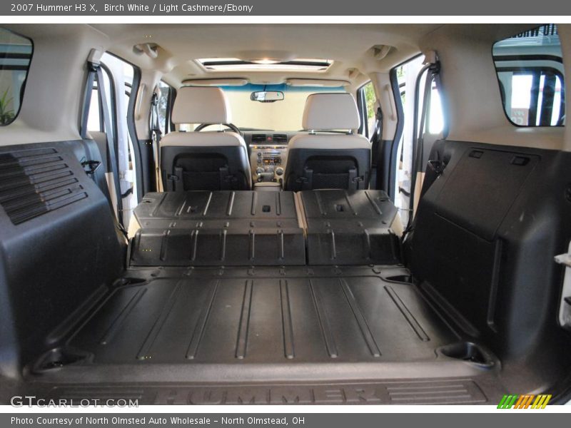 Birch White / Light Cashmere/Ebony 2007 Hummer H3 X