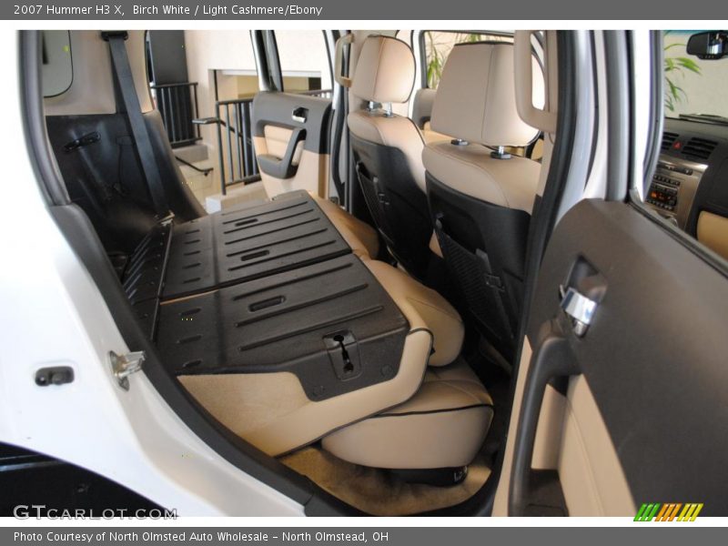 Birch White / Light Cashmere/Ebony 2007 Hummer H3 X