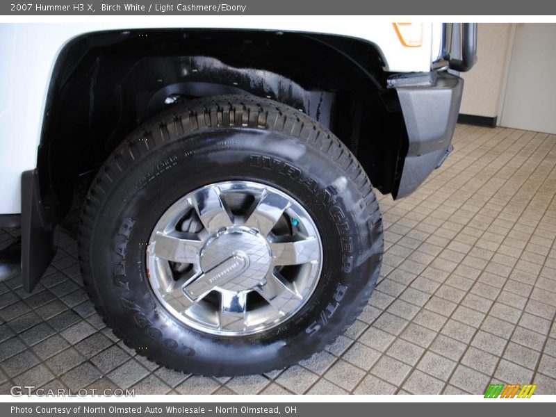 Birch White / Light Cashmere/Ebony 2007 Hummer H3 X