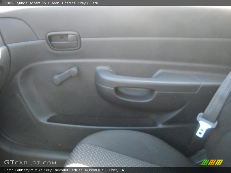 Charcoal Gray / Black 2009 Hyundai Accent GS 3 Door