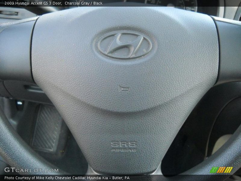 Charcoal Gray / Black 2009 Hyundai Accent GS 3 Door