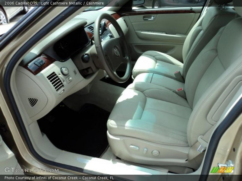 Light Cashmere Metallic / Cashmere 2006 Cadillac DTS