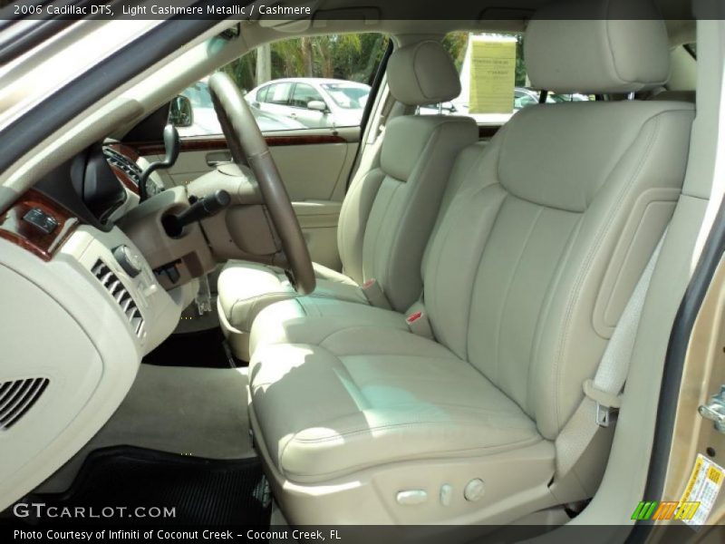 Light Cashmere Metallic / Cashmere 2006 Cadillac DTS