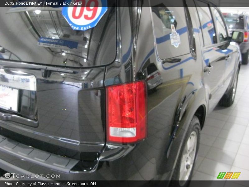 Formal Black / Gray 2009 Honda Pilot EX