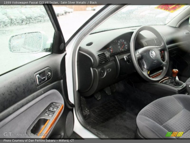 Satin Silver Metallic / Black 1999 Volkswagen Passat GLS V6 Sedan