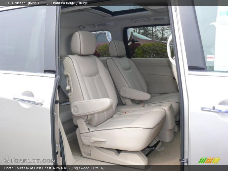 2011 Quest 3.5 SL Beige Interior
