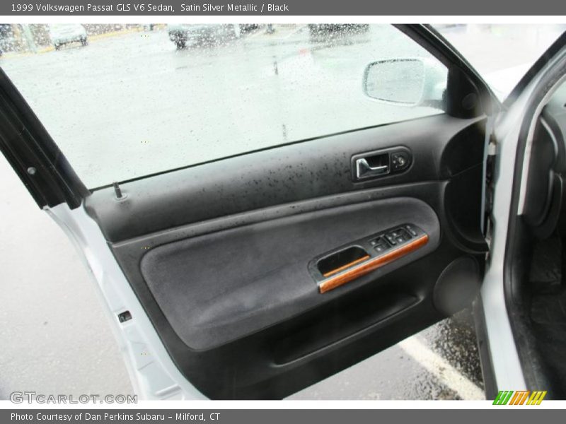 Satin Silver Metallic / Black 1999 Volkswagen Passat GLS V6 Sedan