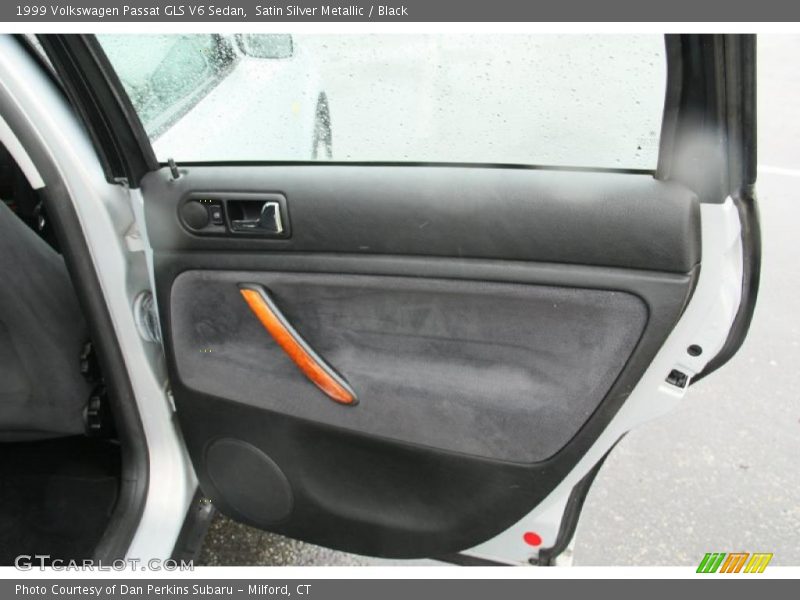 Satin Silver Metallic / Black 1999 Volkswagen Passat GLS V6 Sedan