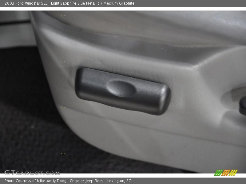 Light Sapphire Blue Metallic / Medium Graphite 2003 Ford Windstar SEL