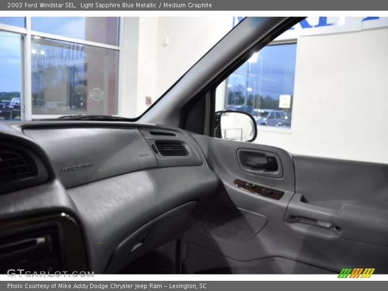 Light Sapphire Blue Metallic / Medium Graphite 2003 Ford Windstar SEL