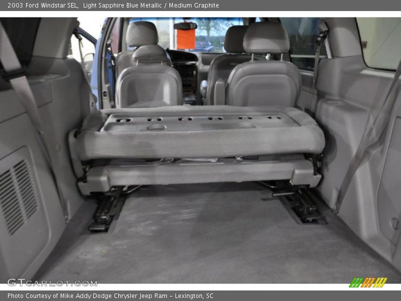  2003 Windstar SEL Trunk