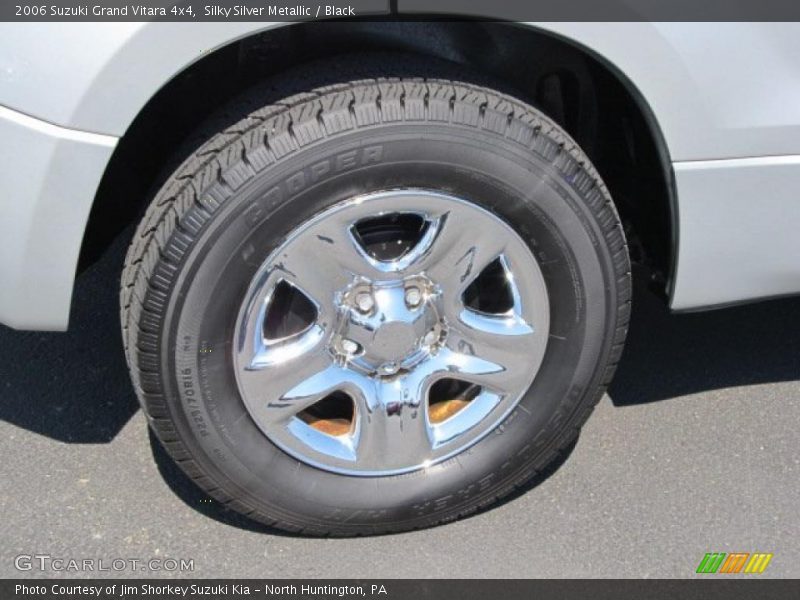 Silky Silver Metallic / Black 2006 Suzuki Grand Vitara 4x4