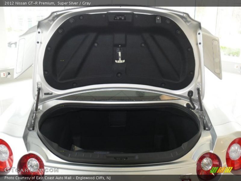  2012 GT-R Premium Trunk