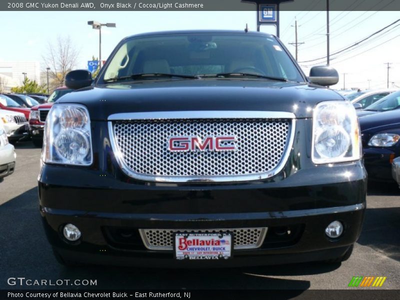 Onyx Black / Cocoa/Light Cashmere 2008 GMC Yukon Denali AWD
