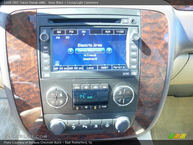 Onyx Black / Cocoa/Light Cashmere 2008 GMC Yukon Denali AWD