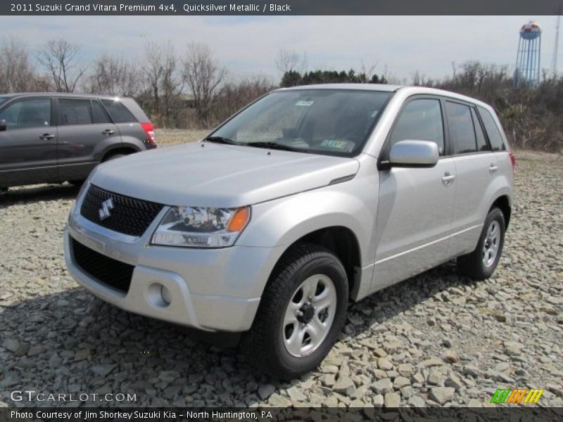 Front 3/4 View of 2011 Grand Vitara Premium 4x4