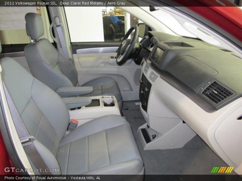  2011 Routan SEL Aero Gray Interior