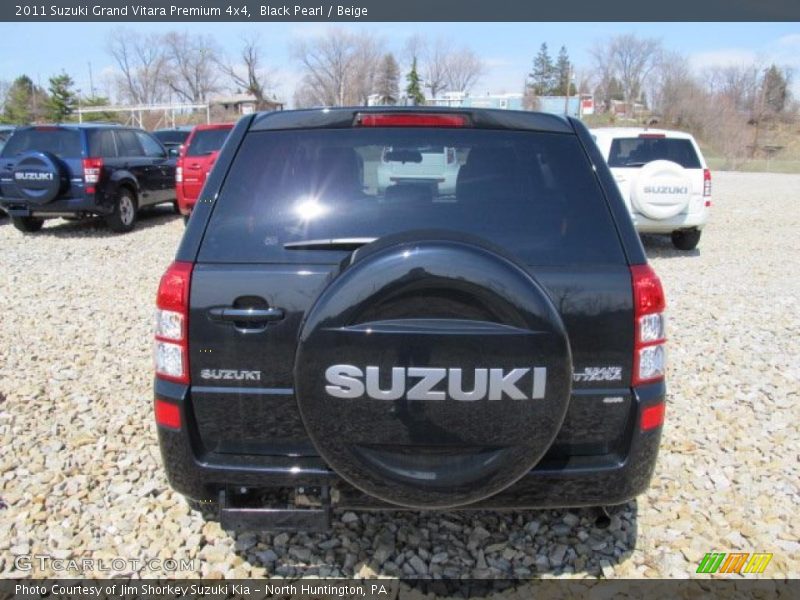 Black Pearl / Beige 2011 Suzuki Grand Vitara Premium 4x4