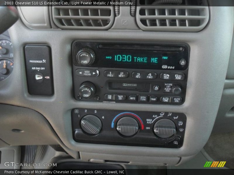 Controls of 2003 S10 LS Extended Cab