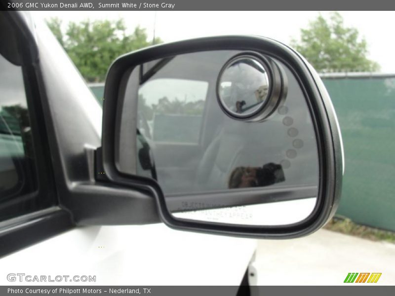 Summit White / Stone Gray 2006 GMC Yukon Denali AWD