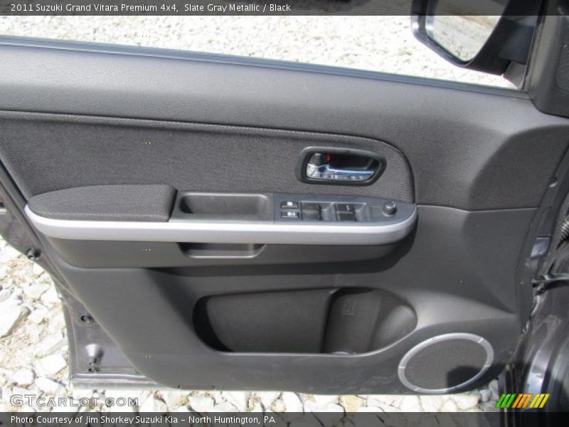 Door Panel of 2011 Grand Vitara Premium 4x4