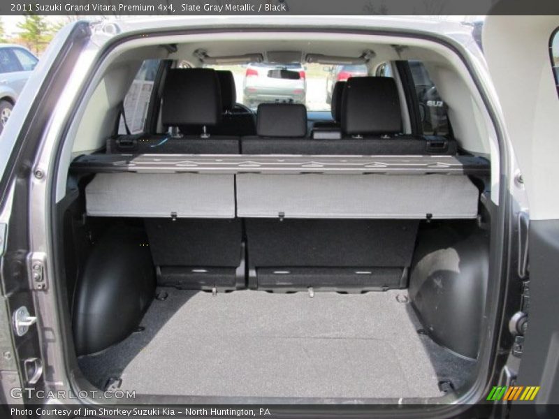  2011 Grand Vitara Premium 4x4 Trunk