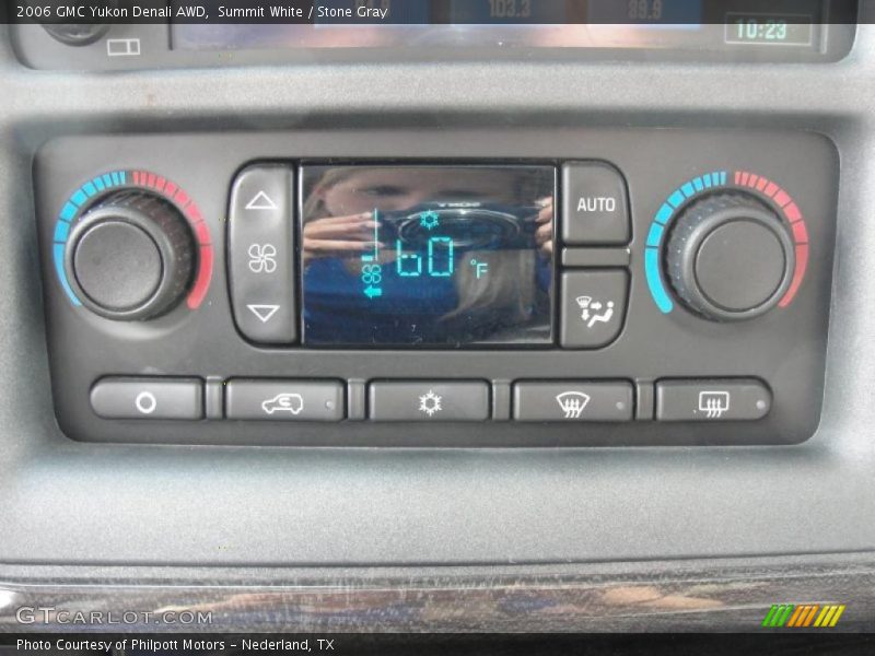 Summit White / Stone Gray 2006 GMC Yukon Denali AWD