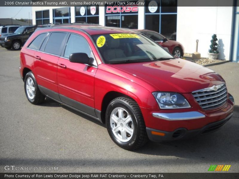 Front 3/4 View of 2006 Pacifica Touring AWD