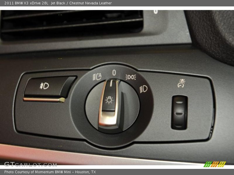 Controls of 2011 X3 xDrive 28i