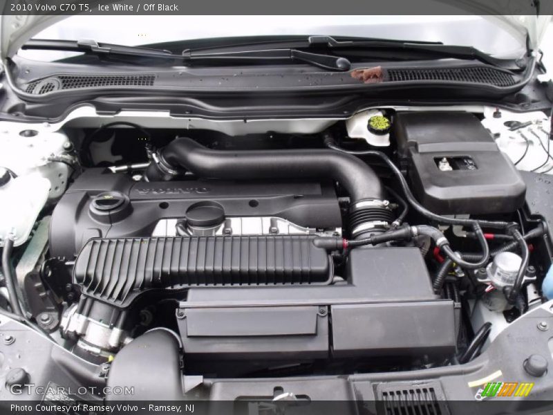  2010 C70 T5 Engine - 2.5 Liter Turbocharged DOHC 20-Valve VVT 5 Cylinder