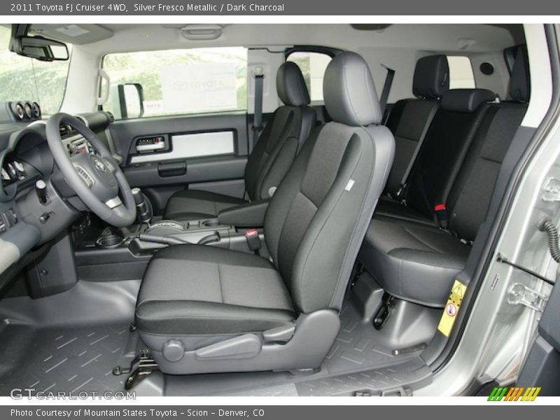 Silver Fresco Metallic / Dark Charcoal 2011 Toyota FJ Cruiser 4WD