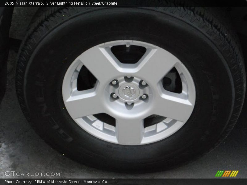 Silver Lightning Metallic / Steel/Graphite 2005 Nissan Xterra S