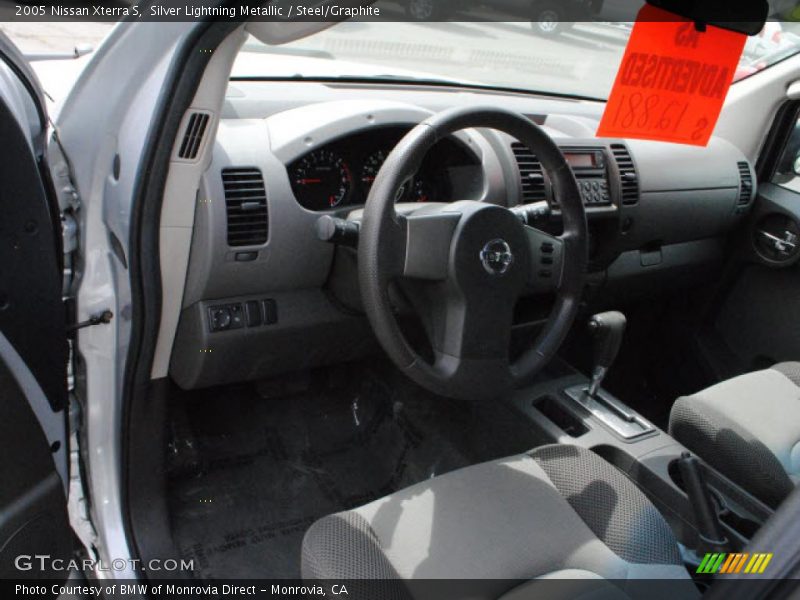 Silver Lightning Metallic / Steel/Graphite 2005 Nissan Xterra S