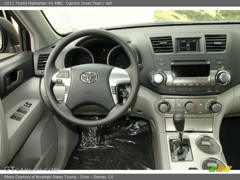 Cypress Green Pearl / Ash 2011 Toyota Highlander V6 4WD