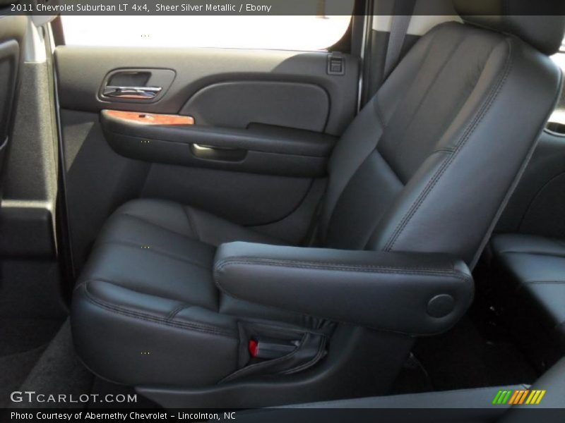 Sheer Silver Metallic / Ebony 2011 Chevrolet Suburban LT 4x4