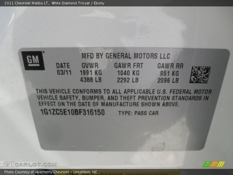 White Diamond Tricoat / Ebony 2011 Chevrolet Malibu LT