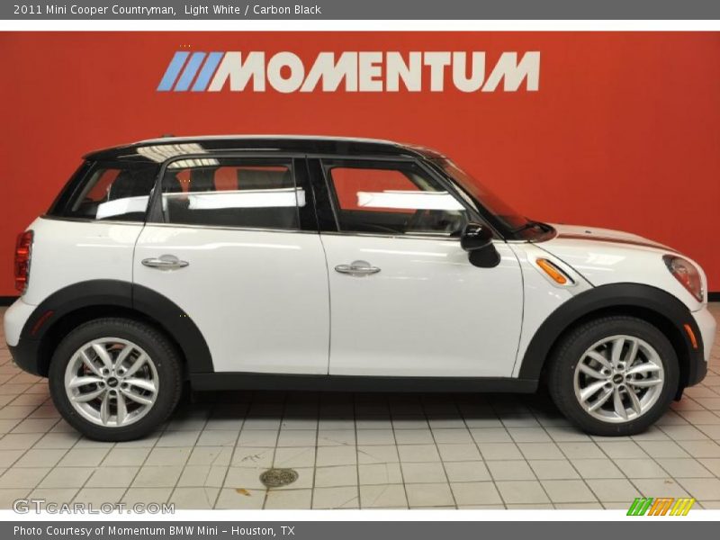 Light White / Carbon Black 2011 Mini Cooper Countryman