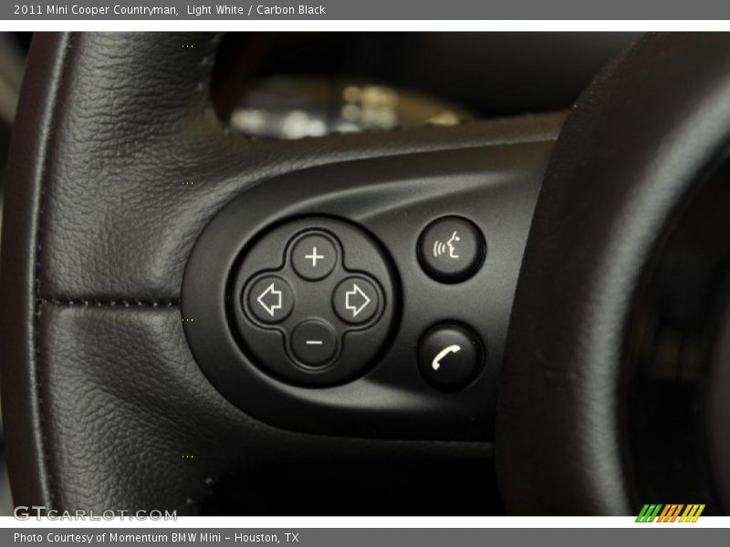 Light White / Carbon Black 2011 Mini Cooper Countryman