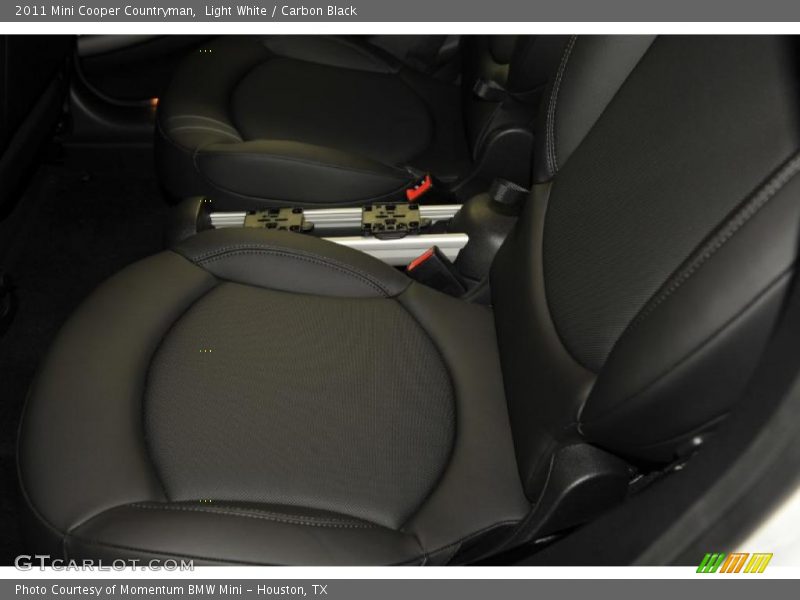 Light White / Carbon Black 2011 Mini Cooper Countryman