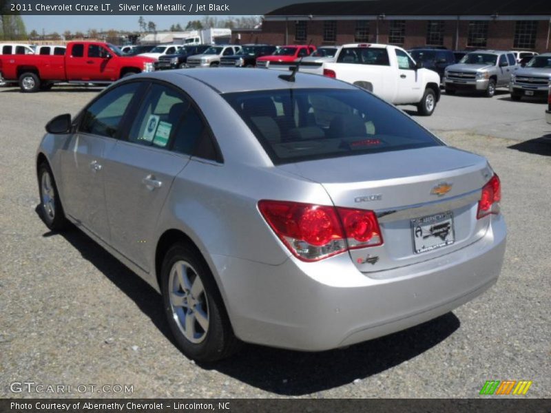 Silver Ice Metallic / Jet Black 2011 Chevrolet Cruze LT