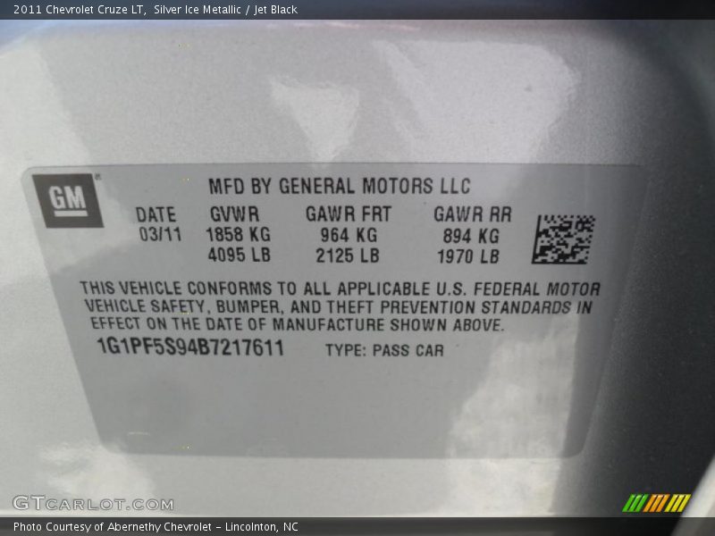 Silver Ice Metallic / Jet Black 2011 Chevrolet Cruze LT