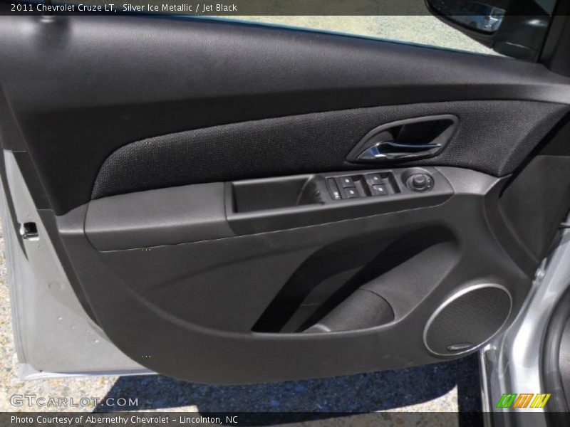 Silver Ice Metallic / Jet Black 2011 Chevrolet Cruze LT