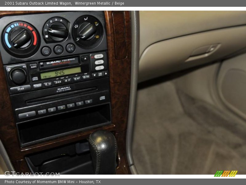 Wintergreen Metallic / Beige 2001 Subaru Outback Limited Wagon