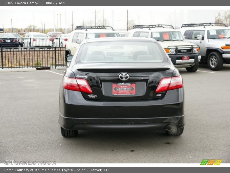 Black / Ash 2009 Toyota Camry SE