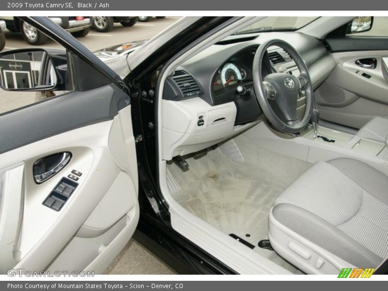 Black / Ash 2009 Toyota Camry SE