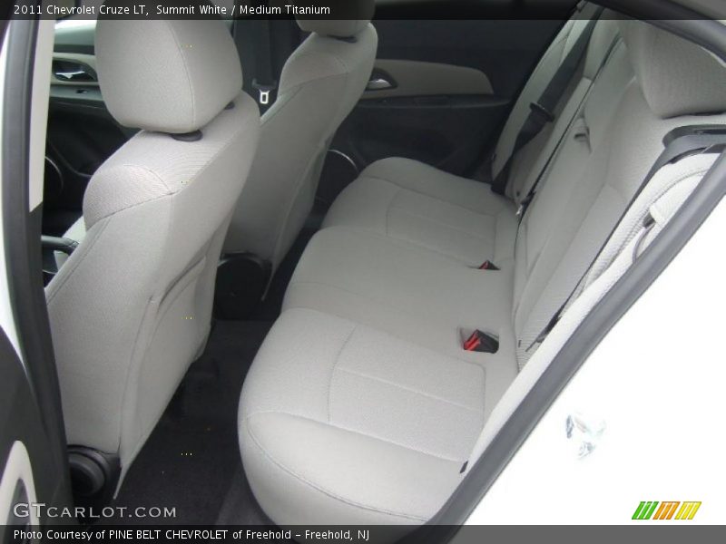 Summit White / Medium Titanium 2011 Chevrolet Cruze LT
