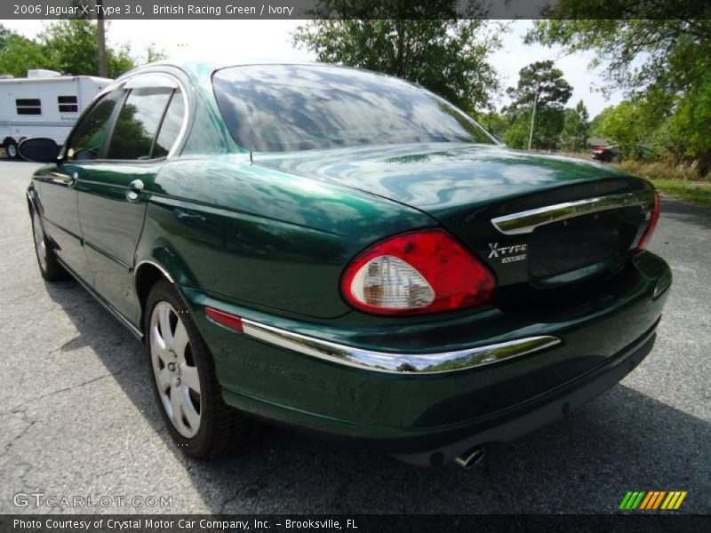 British Racing Green / Ivory 2006 Jaguar X-Type 3.0