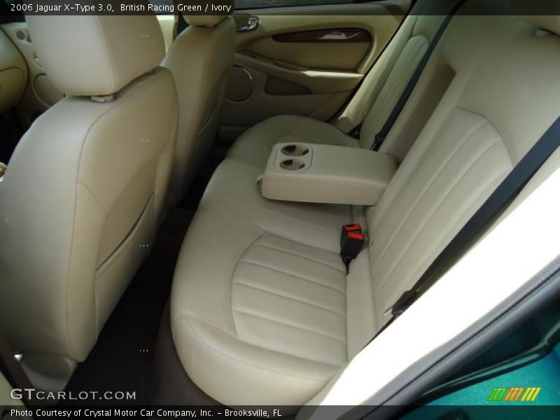 British Racing Green / Ivory 2006 Jaguar X-Type 3.0